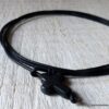 N6477e Bracelet de cheville homme croix noire cordon cuir - Bijoux Bracelets en ligne Ninanina