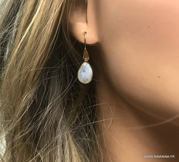 N6496d Boucles d oreilles Pierre de lune et plaqué or femme - Bijoux Boucles d oreilles en ligne Ninanina