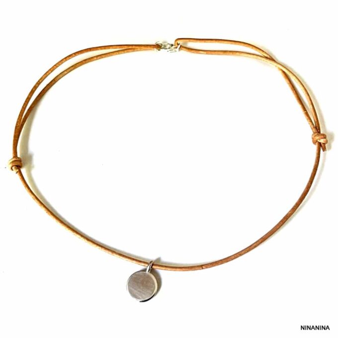 N663 Ras de cou cordon cuir femme pendentif rond argent - Bijoux Colliers Cordons Femmes en ligne Ninanina