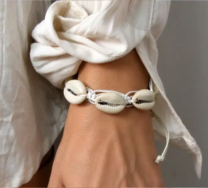 N7158 Bracelet de coquillage cauri homme femme cordon réglable - Bijoux bracelets coquillages en ligne Ninanina