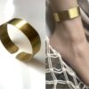 N7205g Bracelet de cheville large tribal laiton doré pour femme - Bijoux de pîed en ligne Ninanina