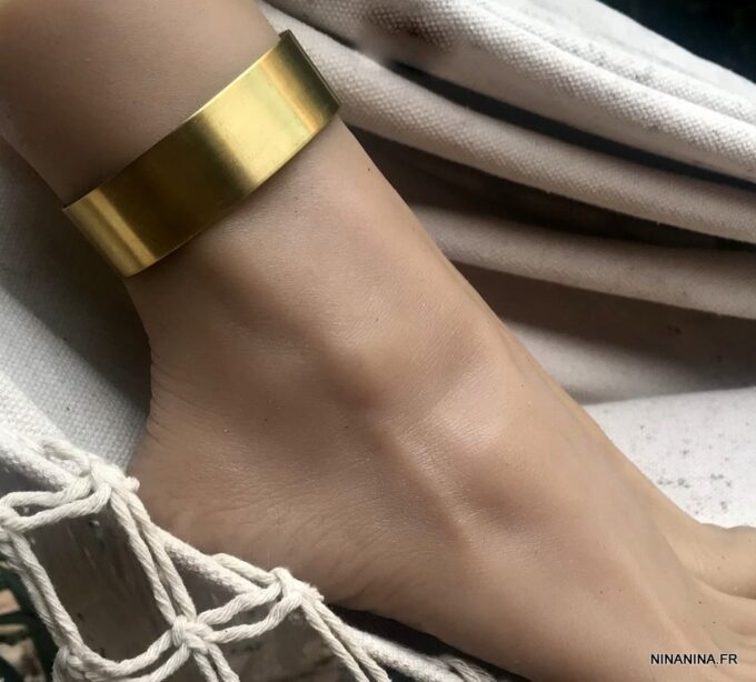 N7205h Bracelet de cheville large tribal laiton doré pour femme - Bijoux de pîed en ligne Ninanina