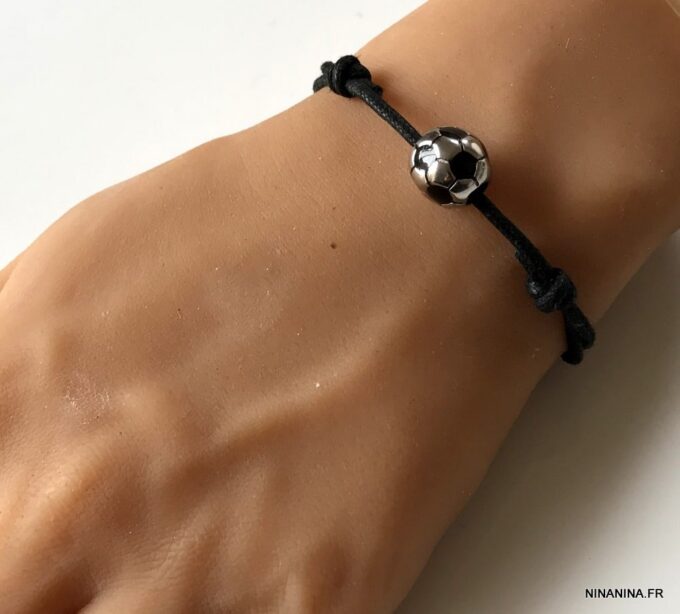N7278e Bracelet ballon de foot acier inoxydable cordon réglable - Bijoux Bracelets en ligne Ninanina