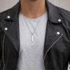 N8557c Collier homme artisanal pendentif barre et chaine maille carrée plaqué argent - Bijoux colliers hommes en ligne Ninanina