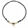 N8648 Collier ethnique homme pendentif dent de requin perles bois - Bijoux colliers hommes en ligne Ninanina