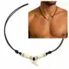 N8648b Collier ethnique homme pendentif dent de requin perles bois - Bijoux colliers hommes en ligne Ninanina