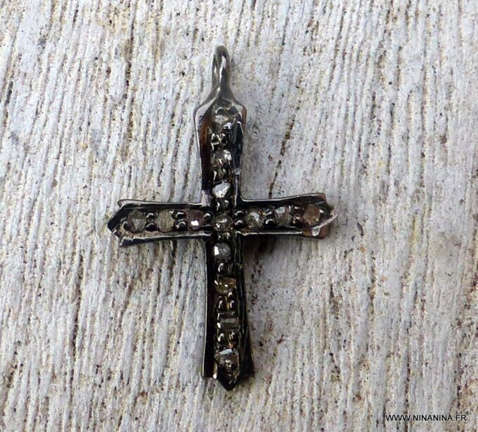 N6507c Pendentif croix femme diamant argent noir - Bijoux Pendentifs en ligne Ninanina