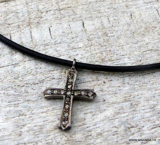 N6508i Ras de cou diamant pendentif croix diamants argent noir - Bijoux Colliers en ligne Ninanina