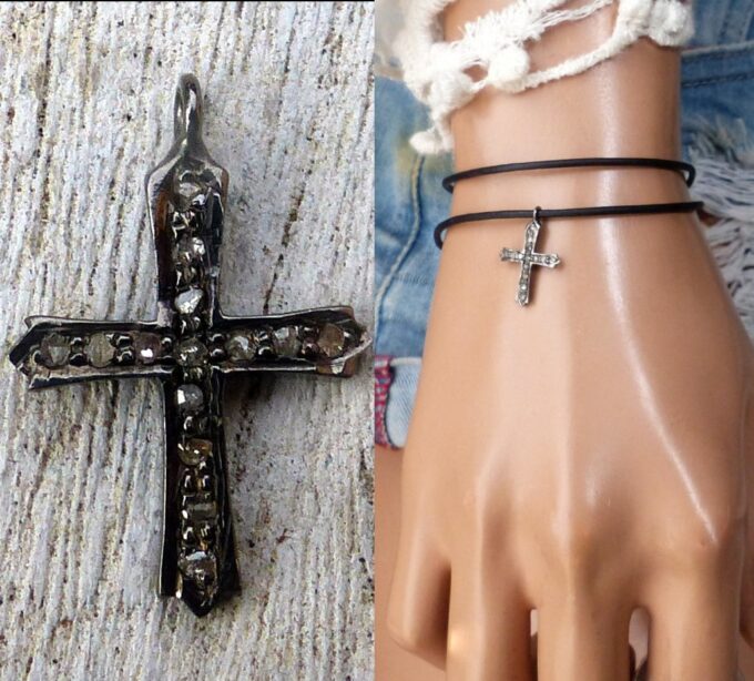 N6509f Bracelet diamant femme pendentif croix diamants argent noir - Bijoux Colliers en ligne Ninanina