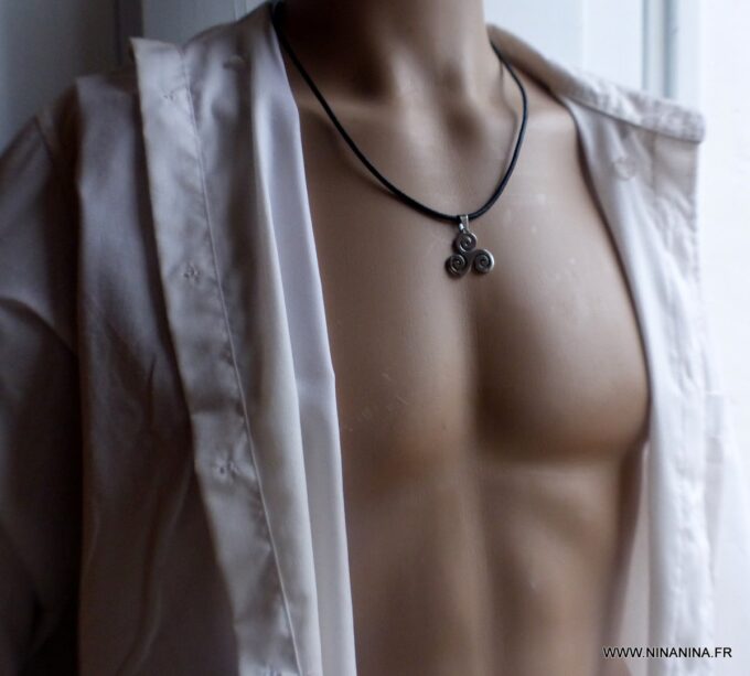 N6519g Collier triskel homme cuir et acier argenté - Bijoux Collliers en ligne Ninanina