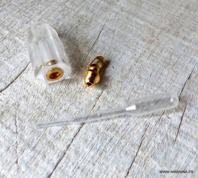 N6416a pendentif mini flacon de parfum en cristal de roche et plaqué or - Bijoux Pendentifs en ligne Ninanina