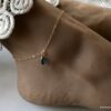 N6468d Chaine cheville plaqué or pendentif topaze bleue femme - Bijoux de pieds en ligne Ninanina