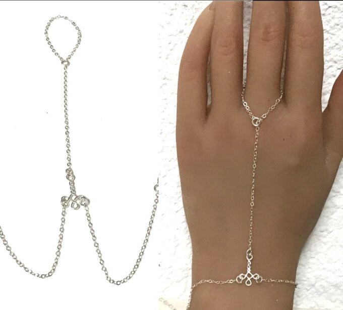 N6473 Bracelet bague argent symbole croix – chaine de main - Bijoux Bracelets en ligne Ninanina