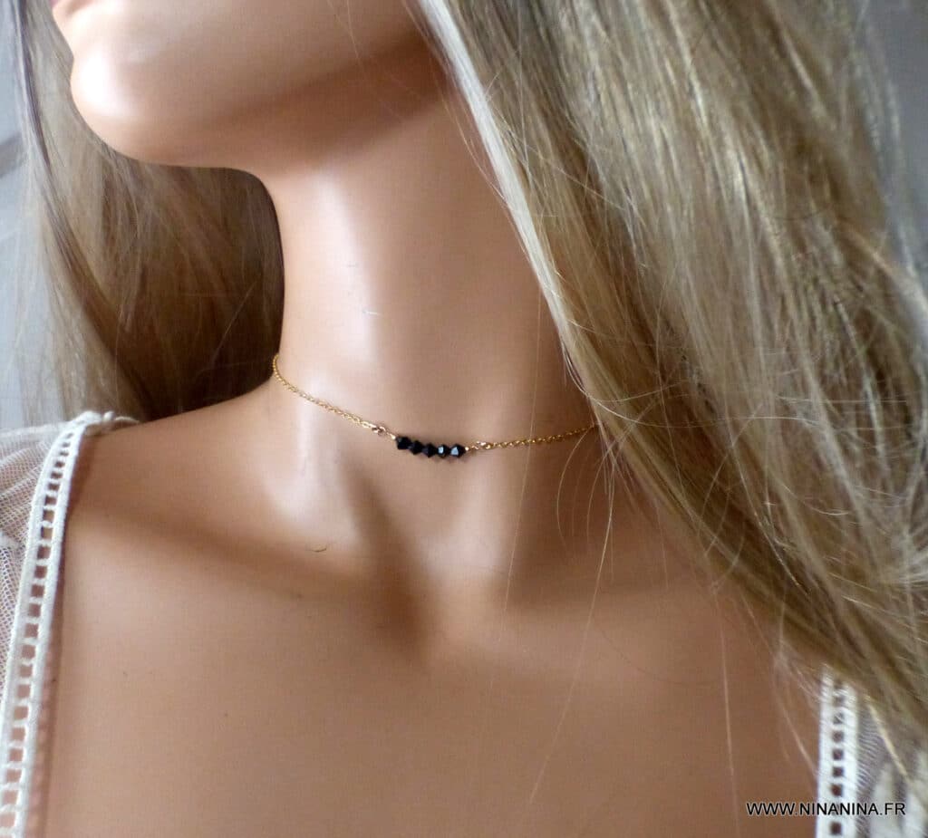 Collier ras du cou Swarovski plaqué or et perles noires Ninanina