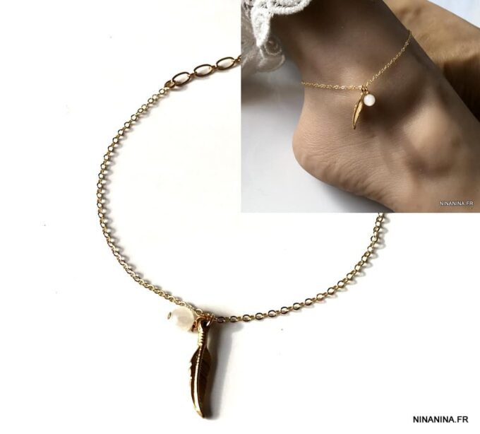 N6544d Chaine cheville plume plaqué or et perle pierre de lune femme - Bijoux de pied en ligne Ninanina