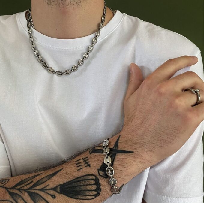 Chaîne grain de café gros maillon en acier inoxydable porté avec bracelet assorti - Bijou artisanal intemporel et robuste signé Ninanina