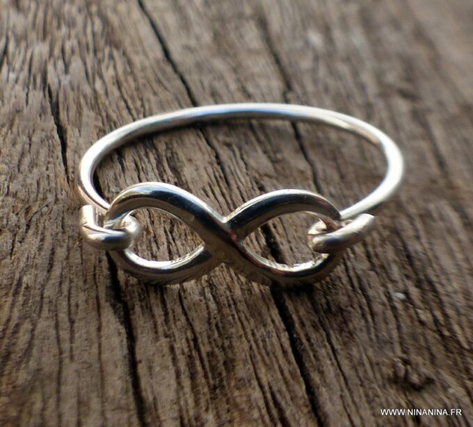N6584 Bague infinity argent 925 massif pour femme - Bijoux Bagues en ligne Ninanina