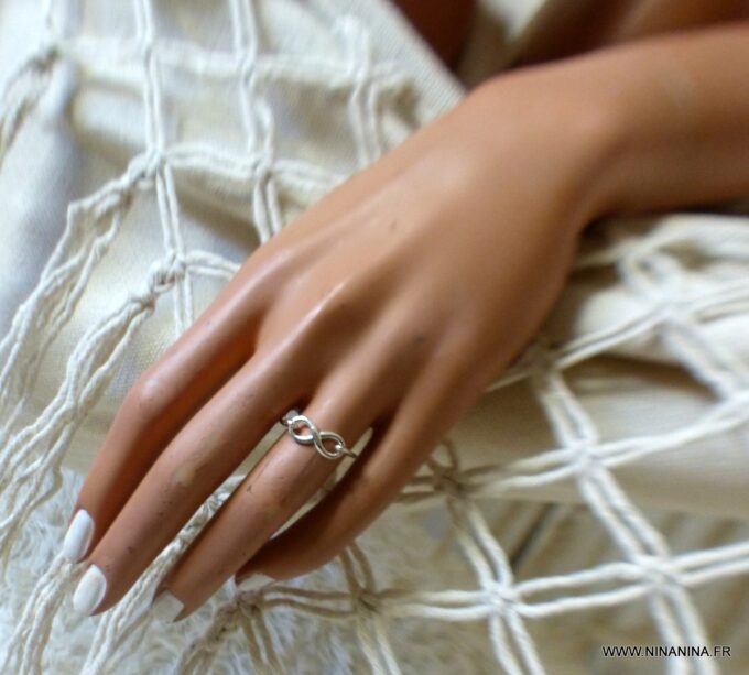 N6584a Bague infinity argent 925 massif pour femme - Bijoux Bagues en ligne Ninanina