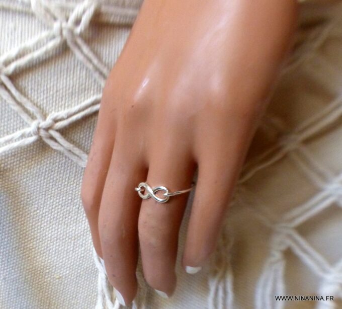 N6584i Bague infinity argent 925 massif pour femme - Bijoux Bagues en ligne Ninanina