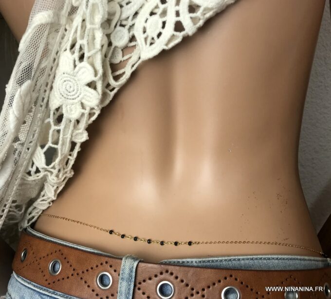 N6629c - Chaine avec pierre précieuse saphir bleu et argent 925 pour la taille - Bijoux Chaines de corps en ligne Ninanina