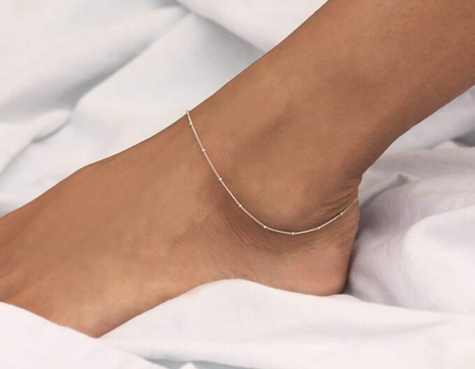 N6649b Chevillere femme en Acier argenté maille satellite - Bijoux Chaines en ligne NInanina