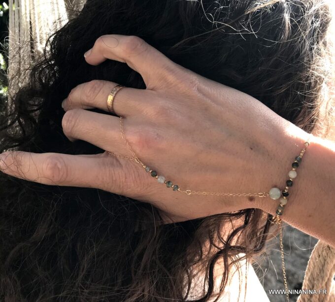 N6660t Chaine main plaqué or aiguemarine émeraude et zircon bleu - Bijoux Bracelets en ligne Ninanina