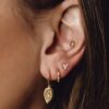 N6667b Mini creoles avec pendentif plaqué or et zircon - Bijoux Boucles d oreilles femmes en ligne Ninanina