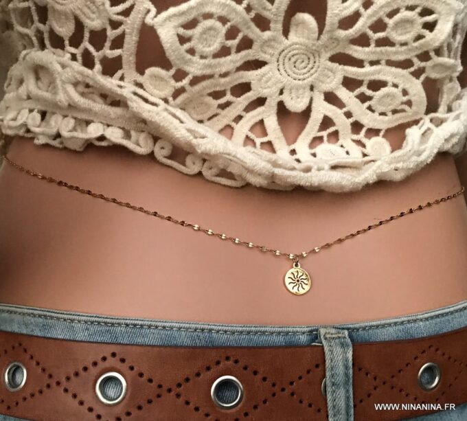 N6697e Collier tour de taille médaillon soleil doré acier inoxydable plaqué or - Bijoux Chaines en ligne Ninanina