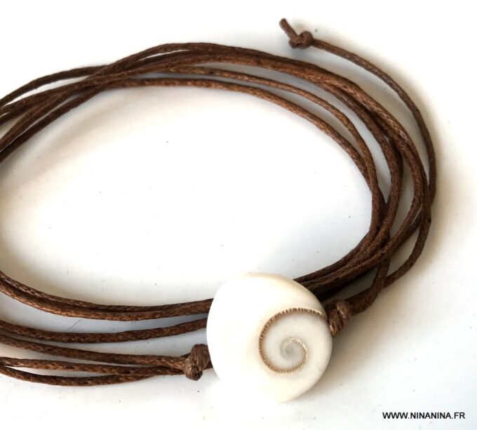 N6742c Bracelet cordon œil de sainte lucie porte bonheur - Bijoux Bracelets en ligne Ninanina