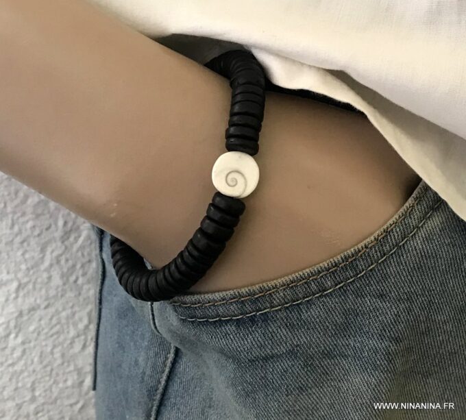 N6810c Bracelet œil st lucie homme porte bonheur perles bois noir - Bijoux Bracelets en ligne Ninanina
