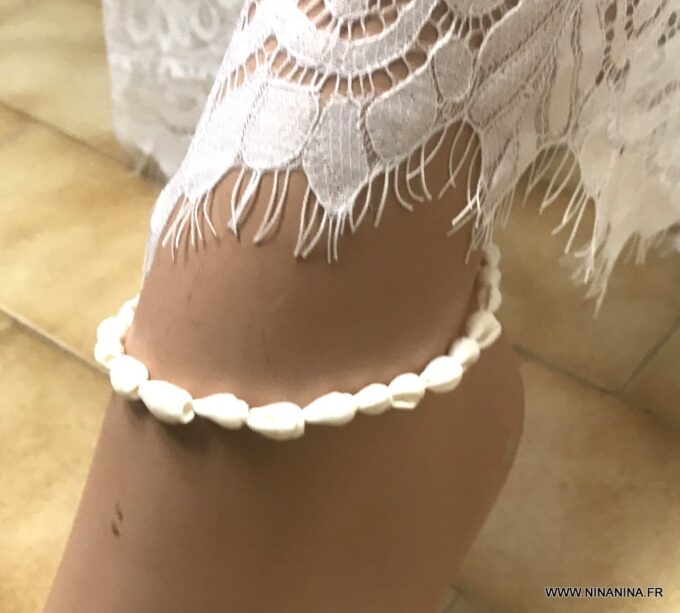 N6849C Chevillere avec coquillage blanc femme acier argent - Bijoux Bracelets en ligne NinaninaN6849A Chevillere avec coquillage blanc femme acier argent - Bijoux Bracelets en ligne Ni