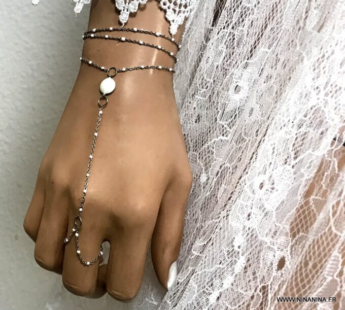 N6853g Bracelet avec doigt perle blanche acier inoxydable argent - Bijoux Bracelets en ligne Ninanina