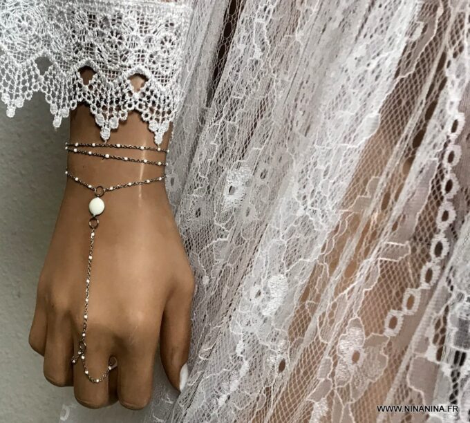 N6853h Bracelet avec doigt perle blanche acier inoxydable argent - Bijoux Bracelets en ligne Ninanina