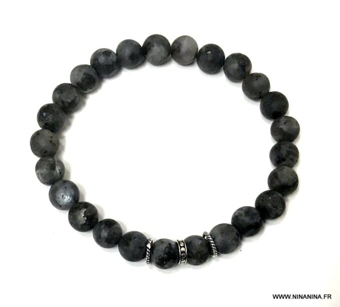 N6851b Bracelet Labradorite homme ou femme pierre grise mat Bijoux Bracelets ezn ligne Ninanina Bijou artisanal : bracelet en labradorite grise mat pour homme ou femme vu d'en haut - Fait à la main en France par Ninanina