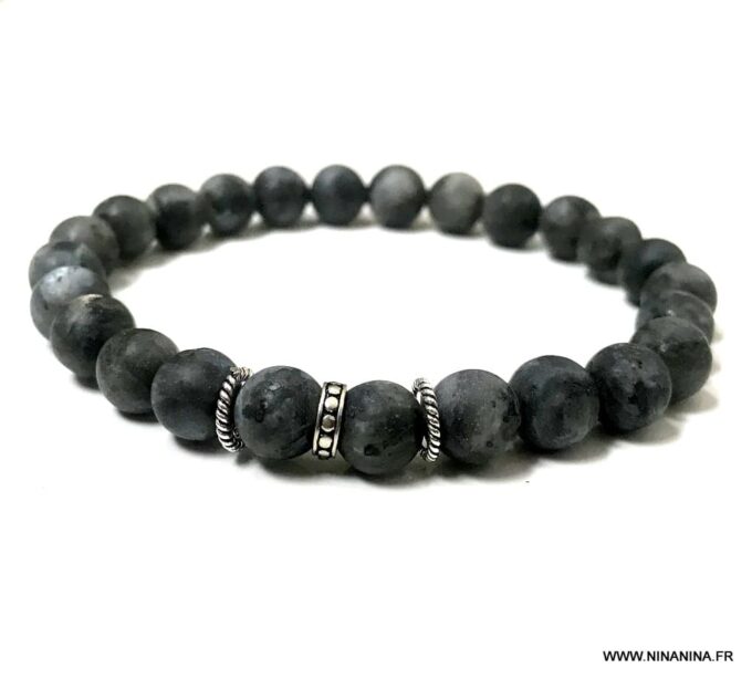 N6851d Bracelet Labradorite homme ou femme pierre grise mat Bijoux Bracelets ezn ligne Ninanina Détail du bracelet homme ou femme en pierre labradorite grise mat - Bijou fait main au design intemporel