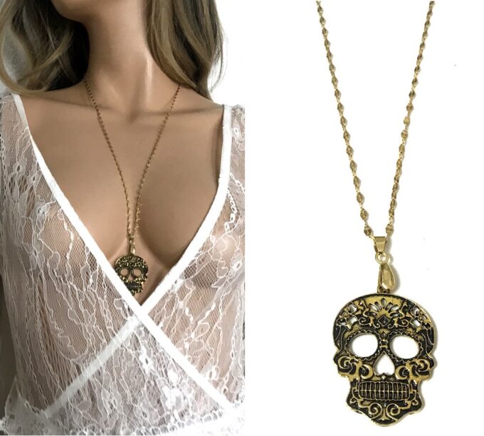 N6867 Collier tete de mort mexicaine acier inoxydable or - Bijoux Colliers en ligne Ninanina