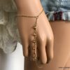 N6954 Bracelet harnais de main bague chaine plaqué or - Bijoux Bracelets en ligne Ninanina