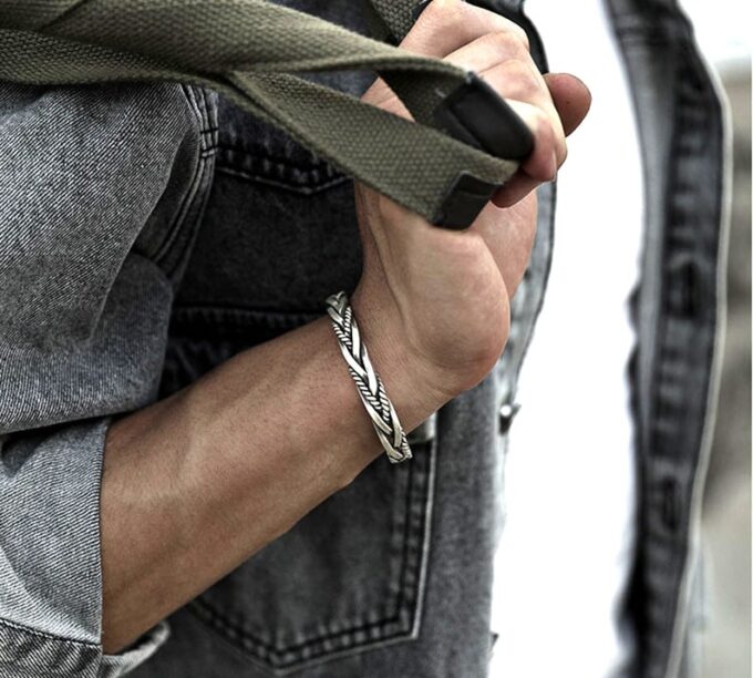 N6984B Bracelet homme tressé argent plaqué - jonc ouvert - Bijoux Bracelets en ligne Ninanina