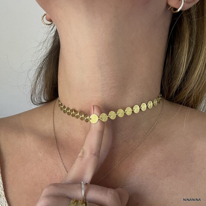 N6997e Ras du cou or- collier femme pastille laiton doré - Bijoux Colliers femmes en ligne Ninanina