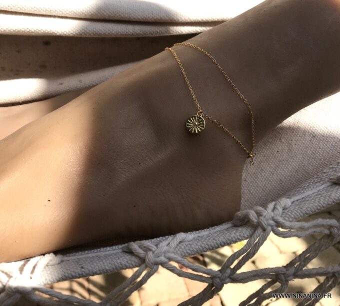 N7037d Chaine pour cheville femme pendentif soleil argent Plaqué Or - Bijoux de pied en ligne Ninanina