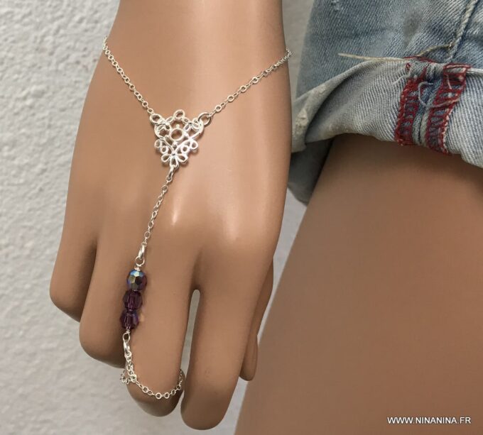 N7050d Chaîne de main Swarosvki argent 925 - Bracelet bague perles cristal mauve - Bijoux de main en ligne Ninanina