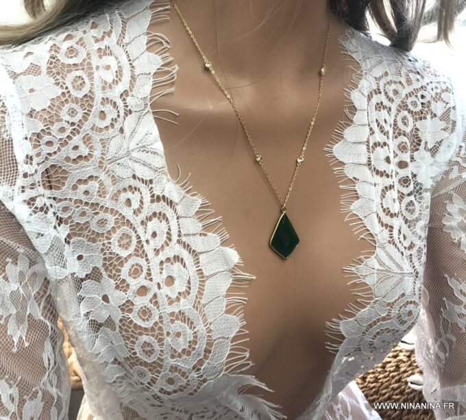 N7032b Collier pendentif vert en onyx et zirconium femme plaqué or - Bijoux Colliers en ligne Ninanina