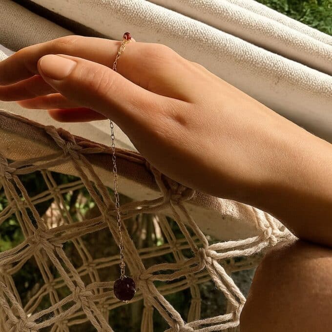 N7090b Bague chainette argent 925 artisanale sur chaine fine et pierre de lune véritable pour femme - Bijoux Bagues en ligne Ninanina