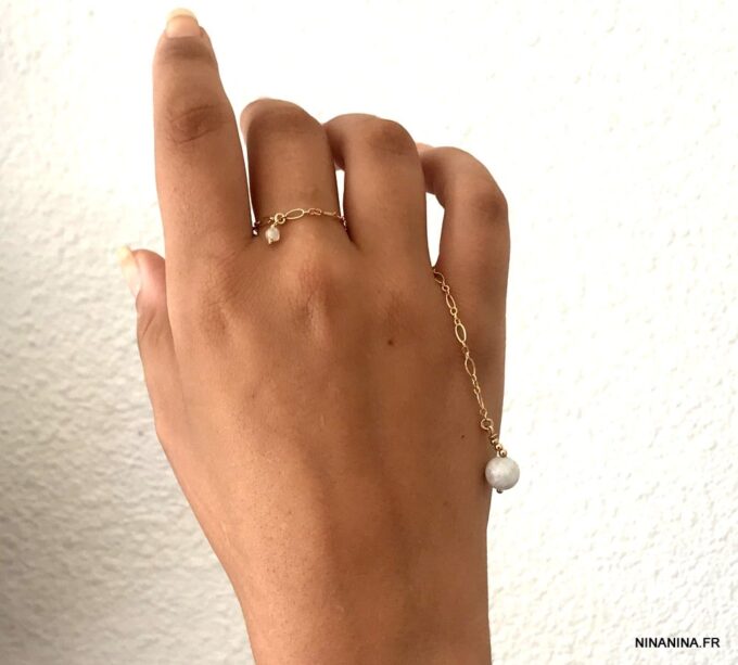 N7095i Bague chaine pierre de lune femme chainette plaqué or - Bijoux Bagues en ligne Ninanina