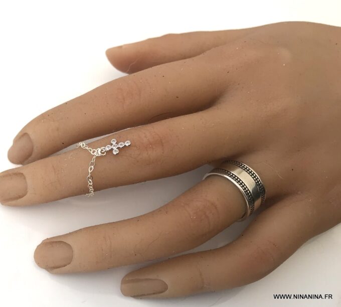 N7082c Bague chainette croix argent - chaine fine zirconium femme - Bijoux Bagues en ligne Ninanina