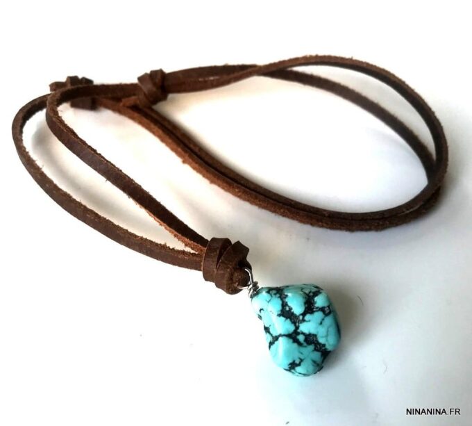 N7167e Collier ethnique turquoise homme pendentif pierre naturelle bleue lacet cuir marron - Bijoux Colliers en ligne Ninanina