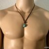 N7167j Collier ethnique turquoise homme pendentif pierre naturelle bleue lacet cuir marron - Bijoux Colliers en ligne Ninanina