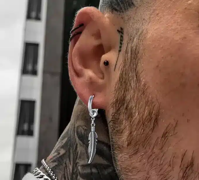 N7363b Boucle d'oreille plume homme creole Acier Inoxydable - Boucles d'oreilles en ligne Ninanina