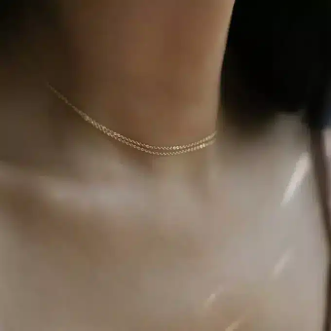 N7389C Chainette de ventre plaqué Or fine et minimaliste femme - Bijoux de corps en ligne Ninanina