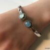 N7420 Jonc avec pierre de couleur bleu argent plaqué - Bijoux Bracelets en ligne Ninanina